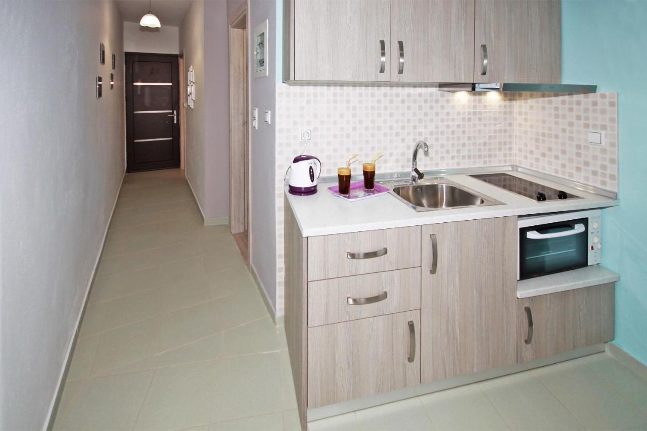 Acrothea Apartments Ormos Panagias Buitenkant foto